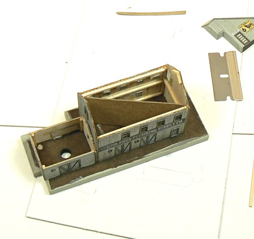 Adding walls to the Curtis Bros. Plumbing Supply Co Z-scale model railroad kit