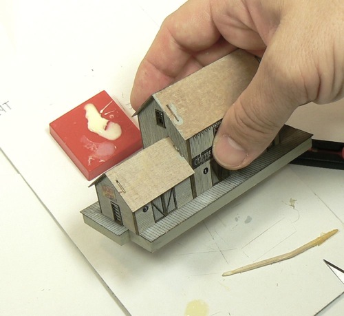 Adding the roof to the Curtis Bros. Plumbing Supply Co Z-scale model railroad kit