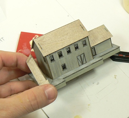 Adding the covered stair to the Curtis Bros. Plumbing Supply Co Z-scale model railroad kit