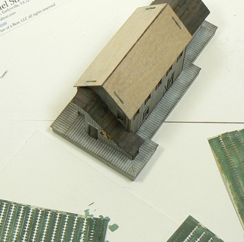 Adding the shingles and tarpapr to the Curtis Bros. Plumbing Supply Co Z-scale model railroad kit